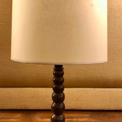 Lampada legno noce tornita '900